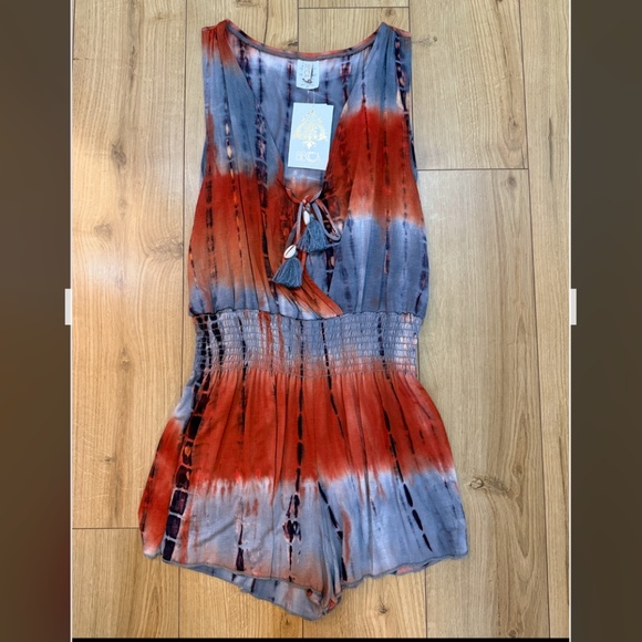 BECCA Romper - Picture 1 of 8